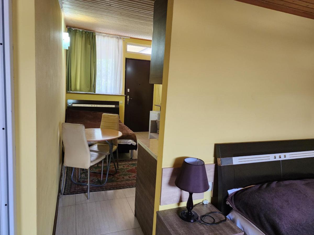 Apart-Hotel Gala In The Center Of Tbilisi Exterior photo